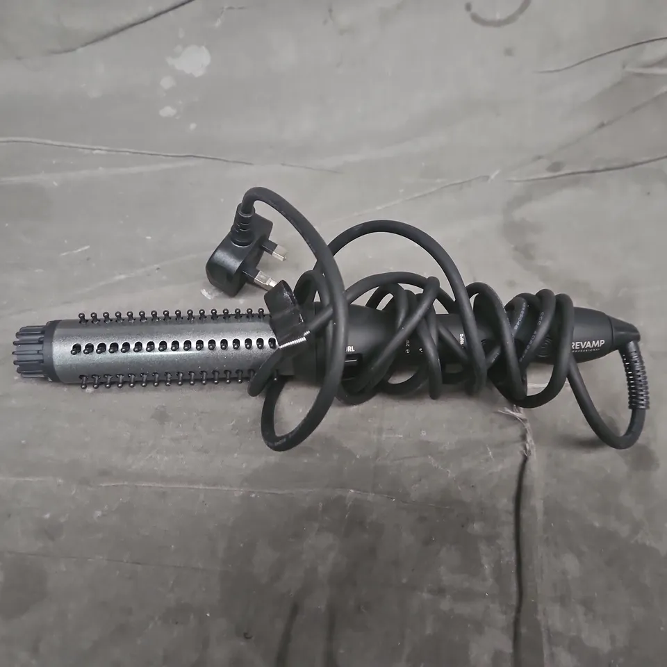 BOXED REVAMP VOLUME AND WAVE CERAMIC HOT BRUSH BR-1350X-GB