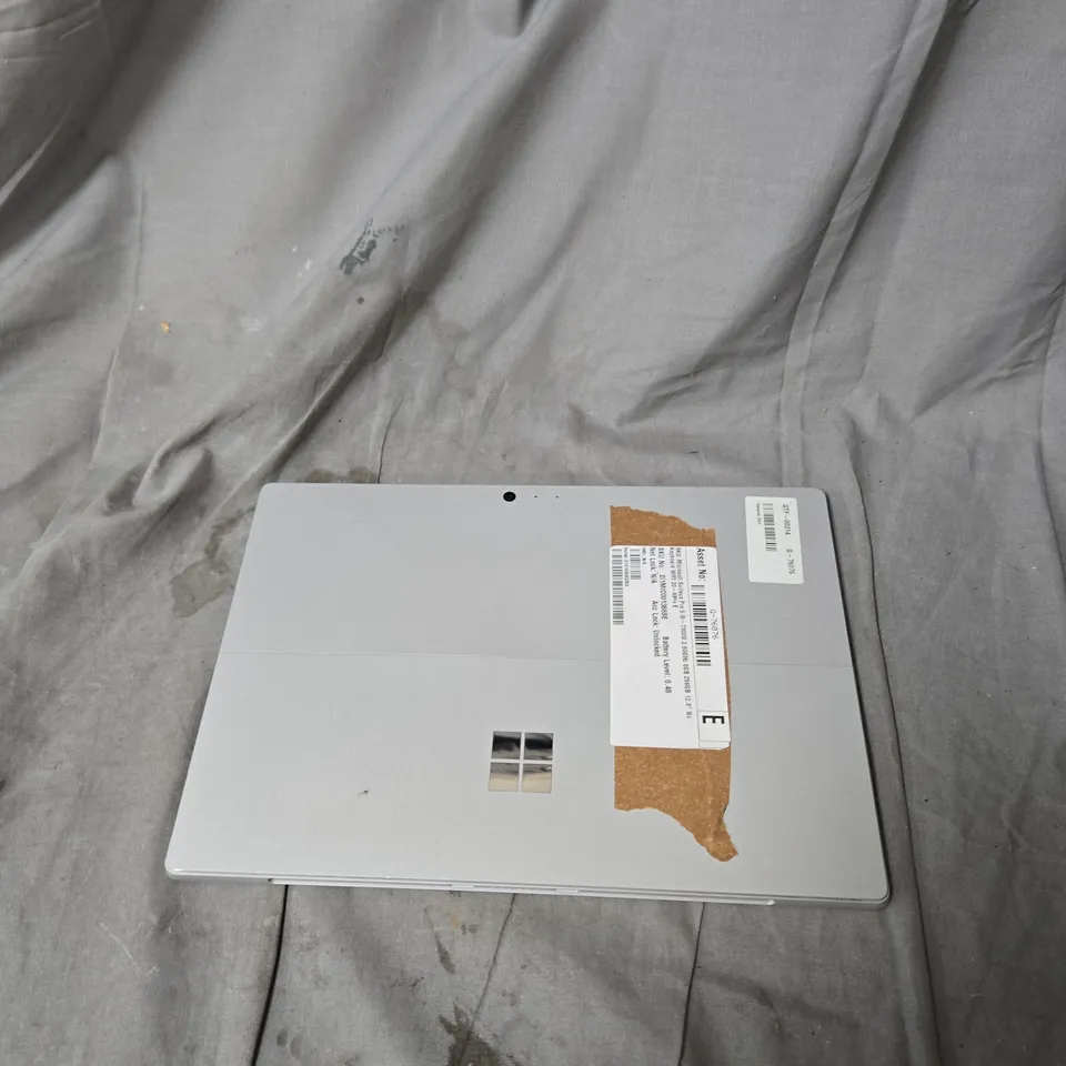 MICROSOFT SURFACE PRO 5 TABLET – 12.3-INCH DISPLAY, I5, 8GB RAM, 256GB – SILVER (NO CHARGER)