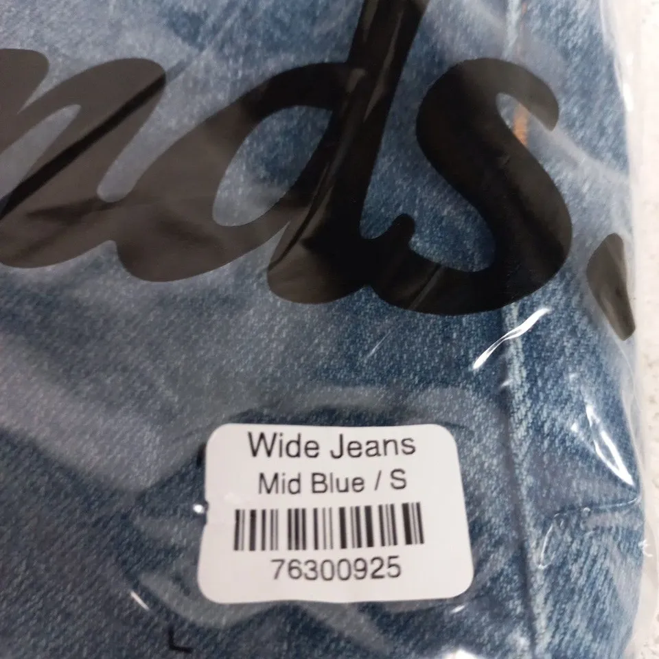 WIDE JEANS – MID BLUE, SIZE S (UK)