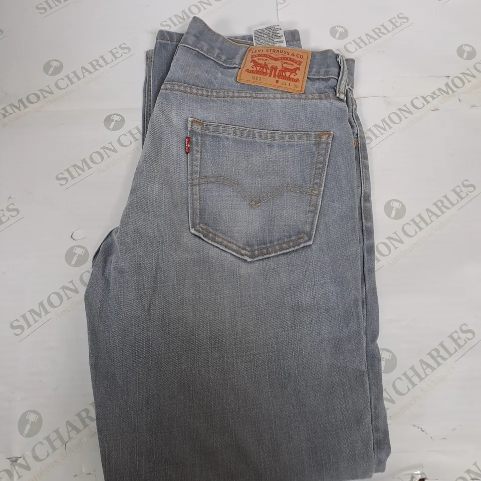 LEVIS STRAUSS PALE DENIM JEANS SIZE W34 L30