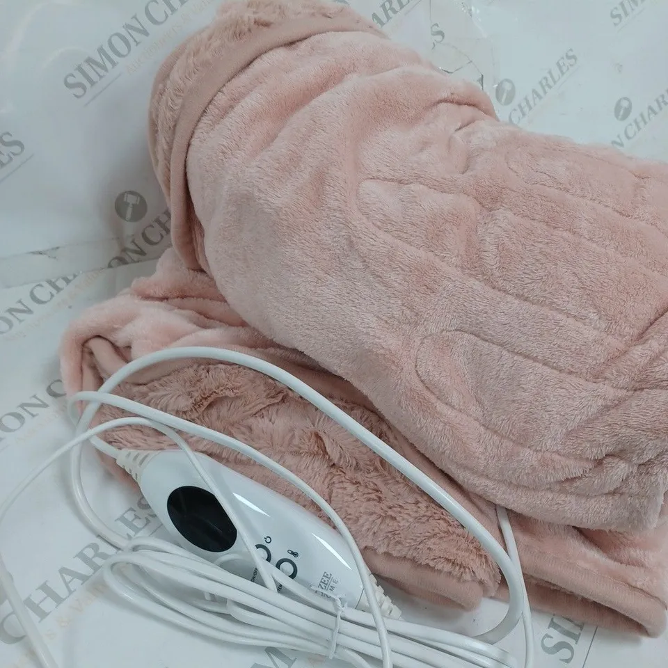 COZEE HOME VELVETSOFT HEATED THROW IN PINK