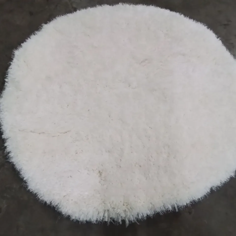 SAFAVIEH LUXURY SHAGGY WHITE/CREAM CIRCULAR AREA RUG