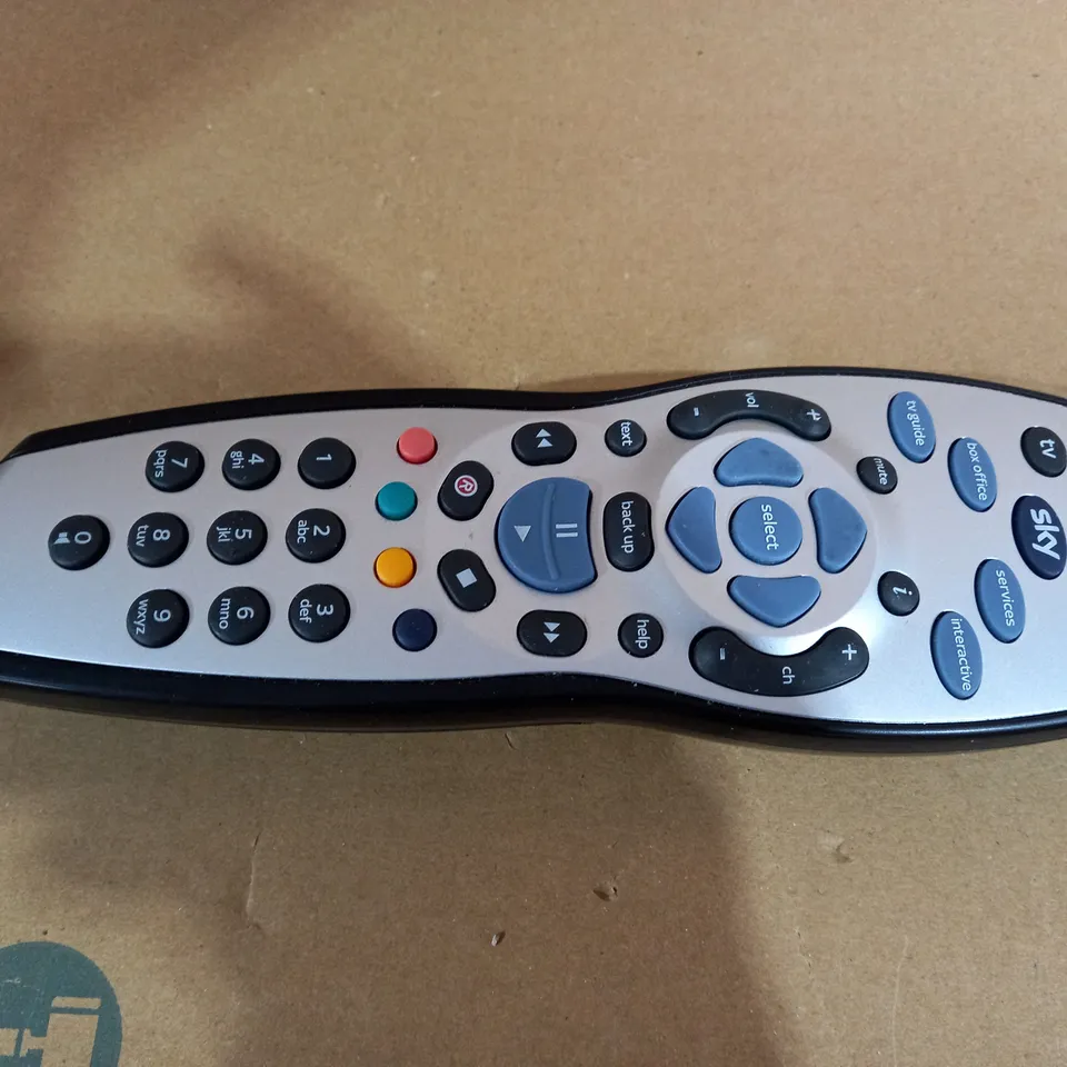 SKY+HD TV REMOTE CONTROL 