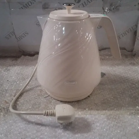 BOXED DĒLONGHI BALLERINA SET ELECTRIC KETTLE 1.7L