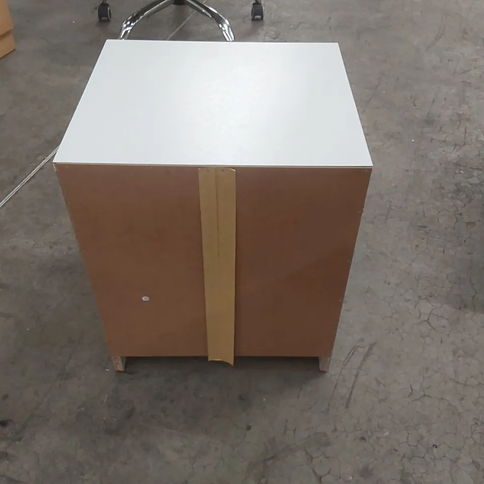 WOODEN 2 DRAWER CHEST - WHITE