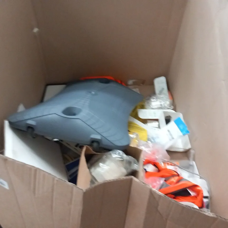 PALLET OF ASSORTED ITEMS, INCLUDING HI VIZ WAIST COATS, PARASOL BASE, FLOOR STICKERS, FLOOR TAPE, SYRINGES.