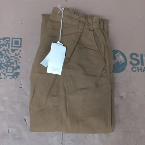 TOAST WIDE LEG COTTON LINEN TWILL TROUSERS IN WARM SAND SIZE SMALL