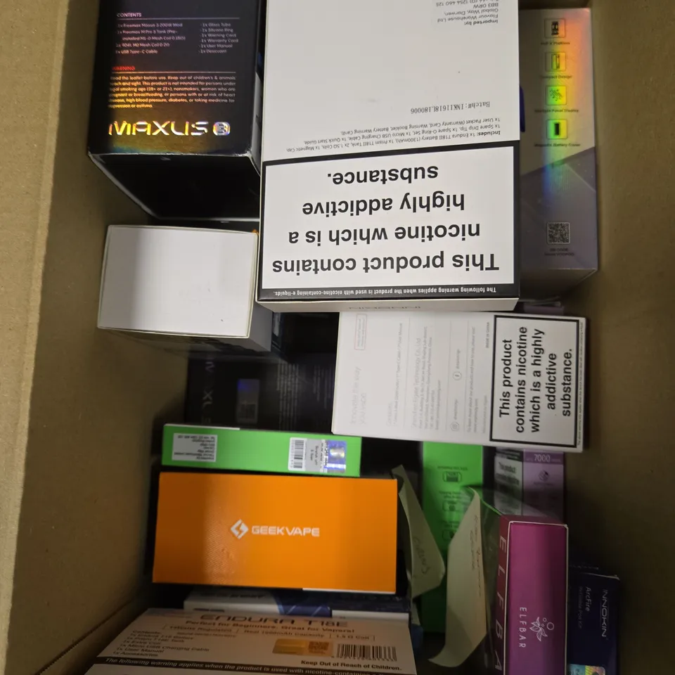 BOX OF APPROXIMATELY 20 ASSORTED E-CIGARETTES TO INCLUDE - VAPORESSO, VOO POO, ELFBAR ETC 