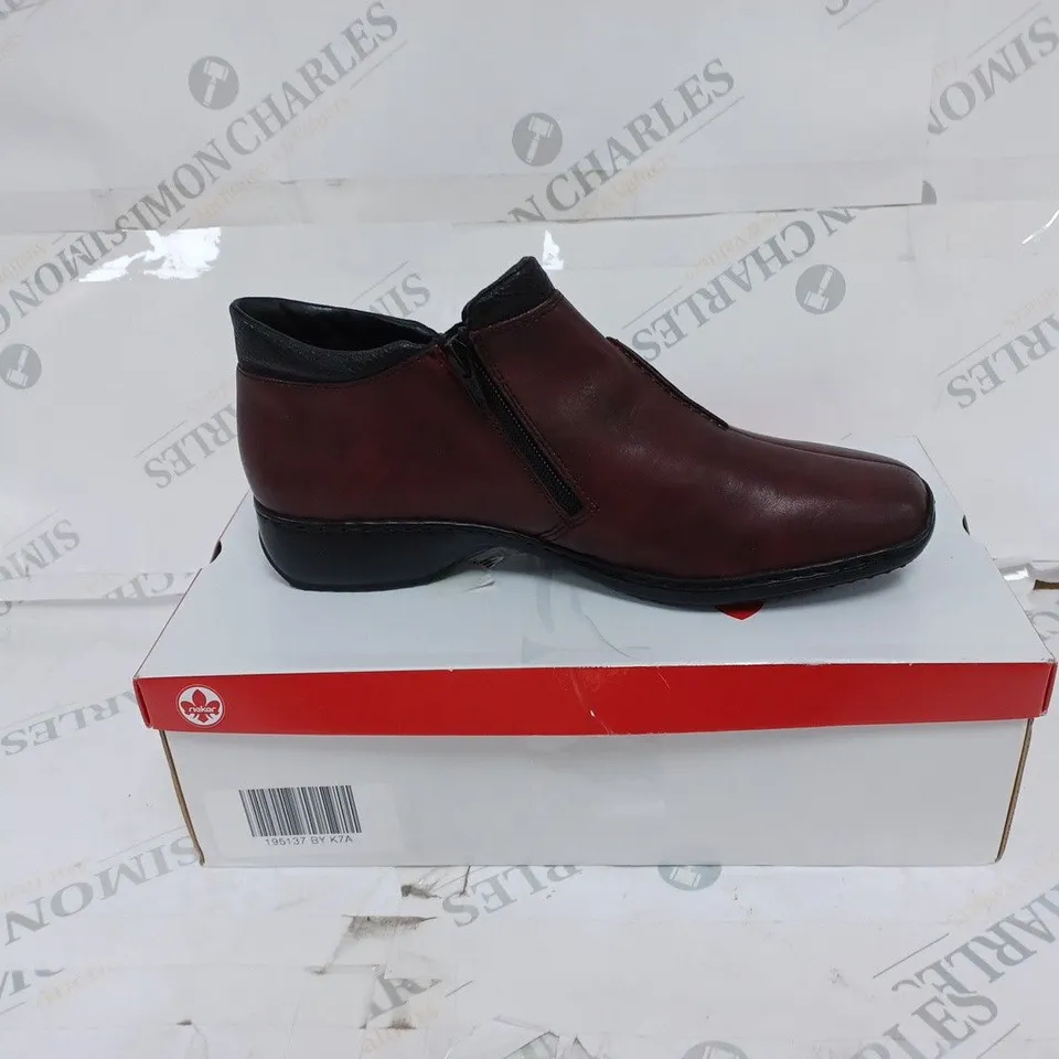 BOXED RIEKER BURGUNDY LEATHER ROUND TOE SHOES- SIZE 7.5