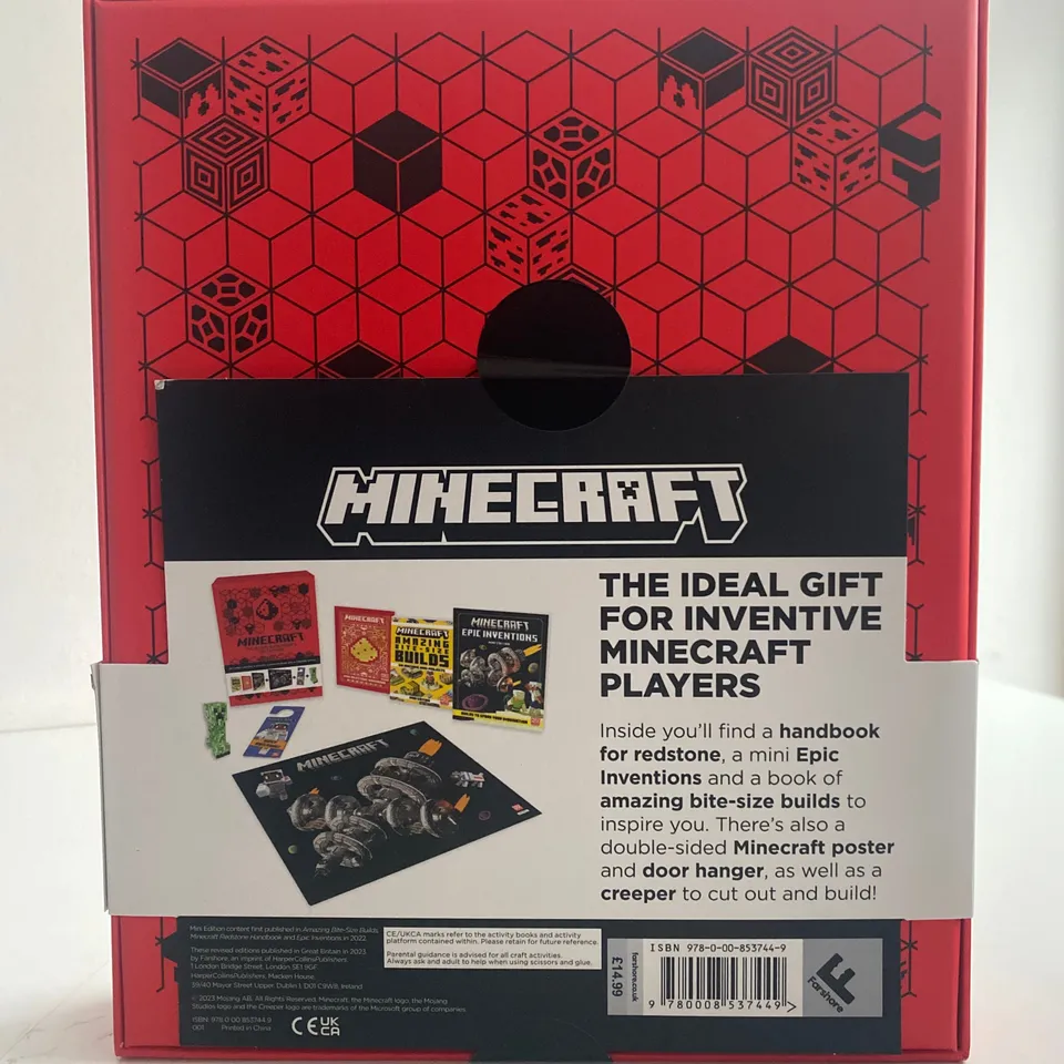MINECRAFT THE ULTIMATE INVENTORS COLLLECTION