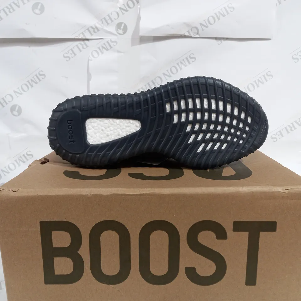 PAIR OF ADIDAS YEEZY 350 V2 IN CAMO GREY/BLACK - UK SIZE 9.5