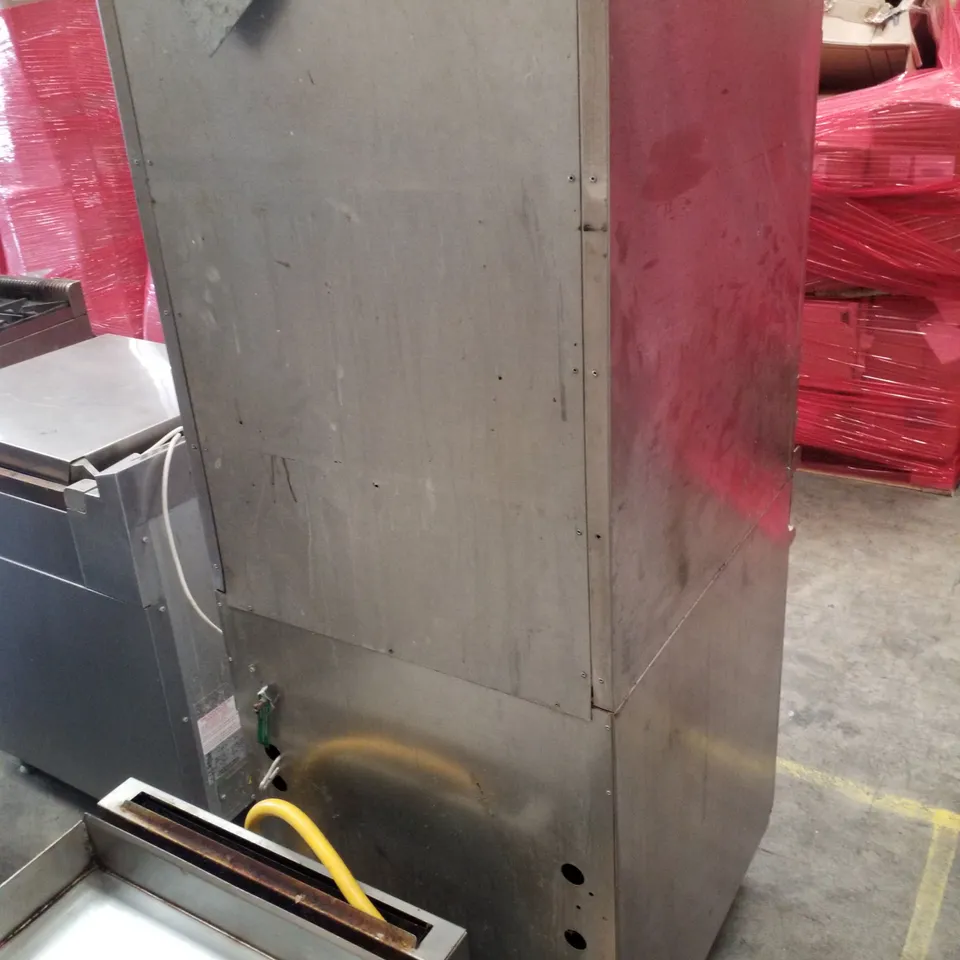 MOORWOOD GAS FREE STANDING STEAMER