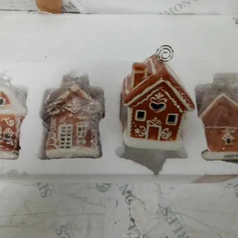 SET OF 4 PRELIT GINGER BREAD HOUSES