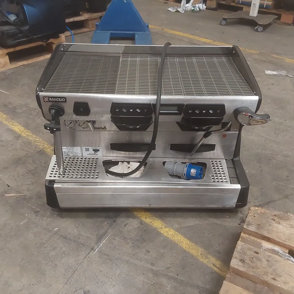 RANCILIO CLASSE 7 COMMERCIAL 2 GROUP COFFEE MACHINE