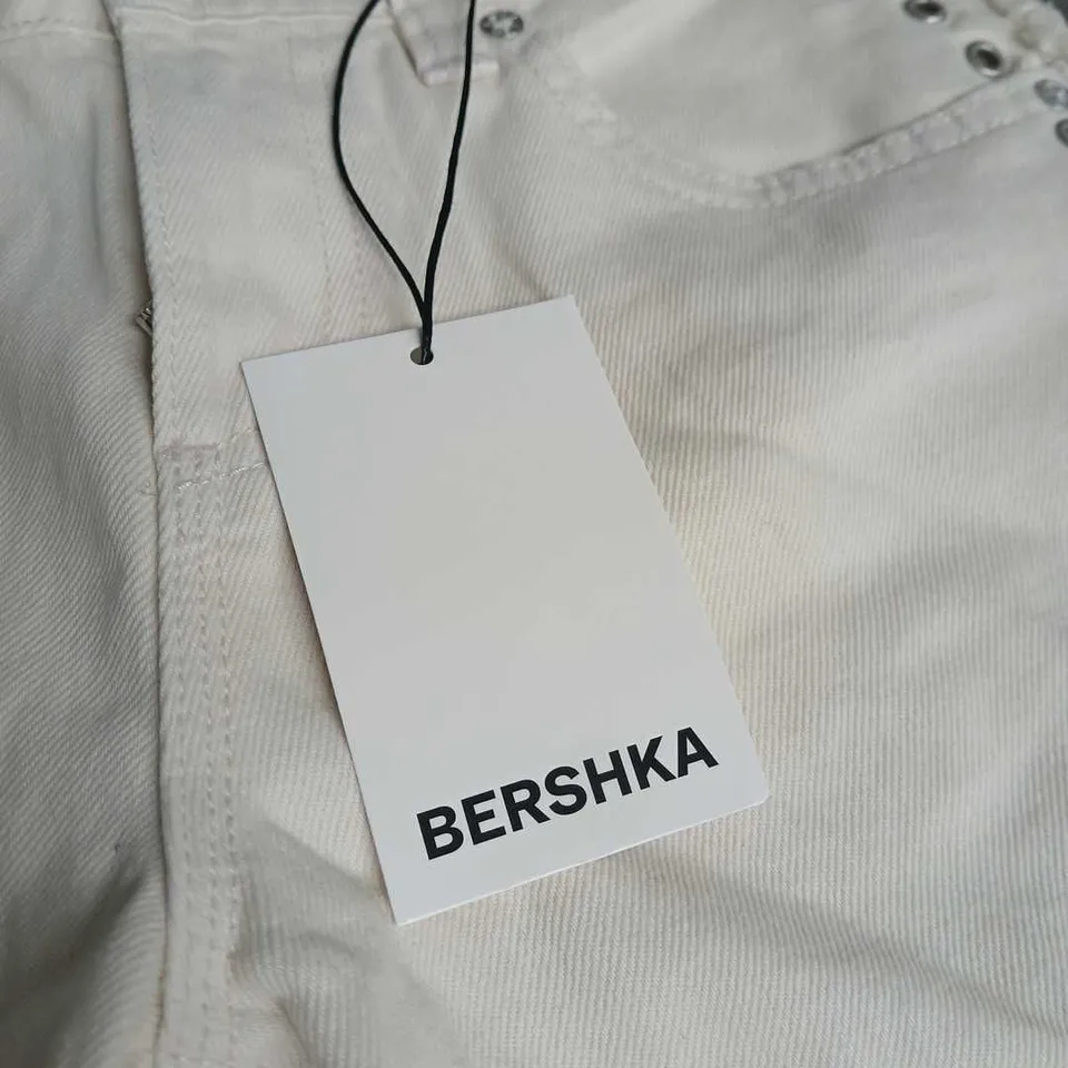 BERSHKA WOMEN'S WHITE DENIM PANTS WITH EYELET SIDE TRIM, SIZE 32