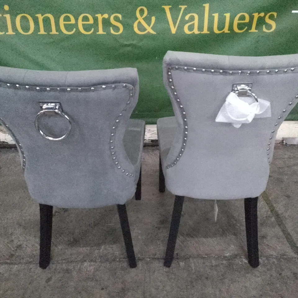 SET OF 2 NEW KENSINGTON GREY VELVET BUTTON BACK DINING CHAIR (BLACK LEG)