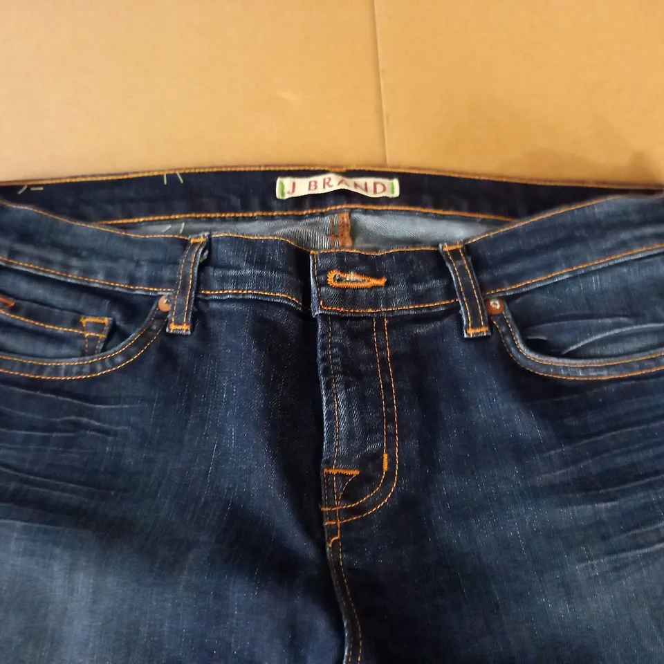 BRAND NEW J BRAND THE DEAL SLIM FIT LOW RISE JEANS - 30