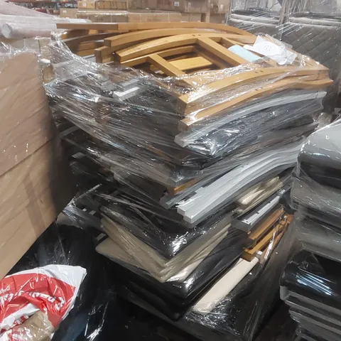 PALLET CONTAINING A LARGE QUANTITY OF DESIGNER CHAIR BACKS