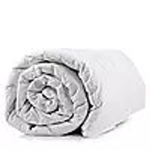NORTHERN NIGHTS DUCK FEATHER AND DOWN DUVET 10.5 TOG KING SIZE