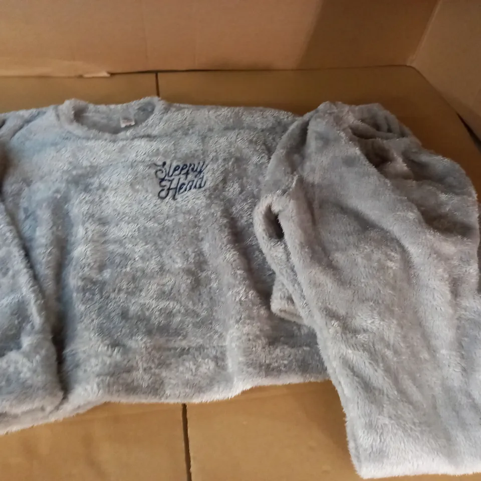 FLEECY PJ SET IN GREY - 24/26