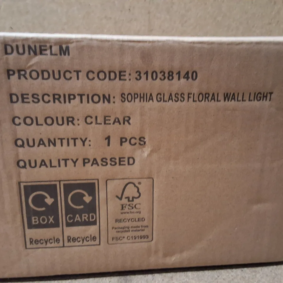 BOXED DUNELM SOPHIA WALL LIGHT – CLEAR GLASS FLORAL SHADE