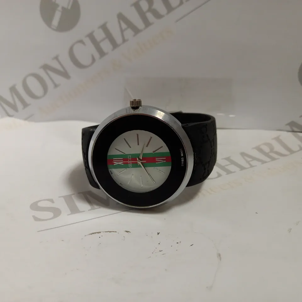 GUCCI STAINLESS STEEL WATCH