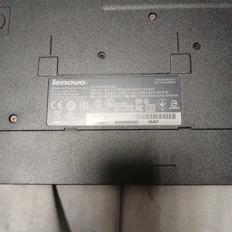 Lenovo ThinkPad pro Docking Station 
