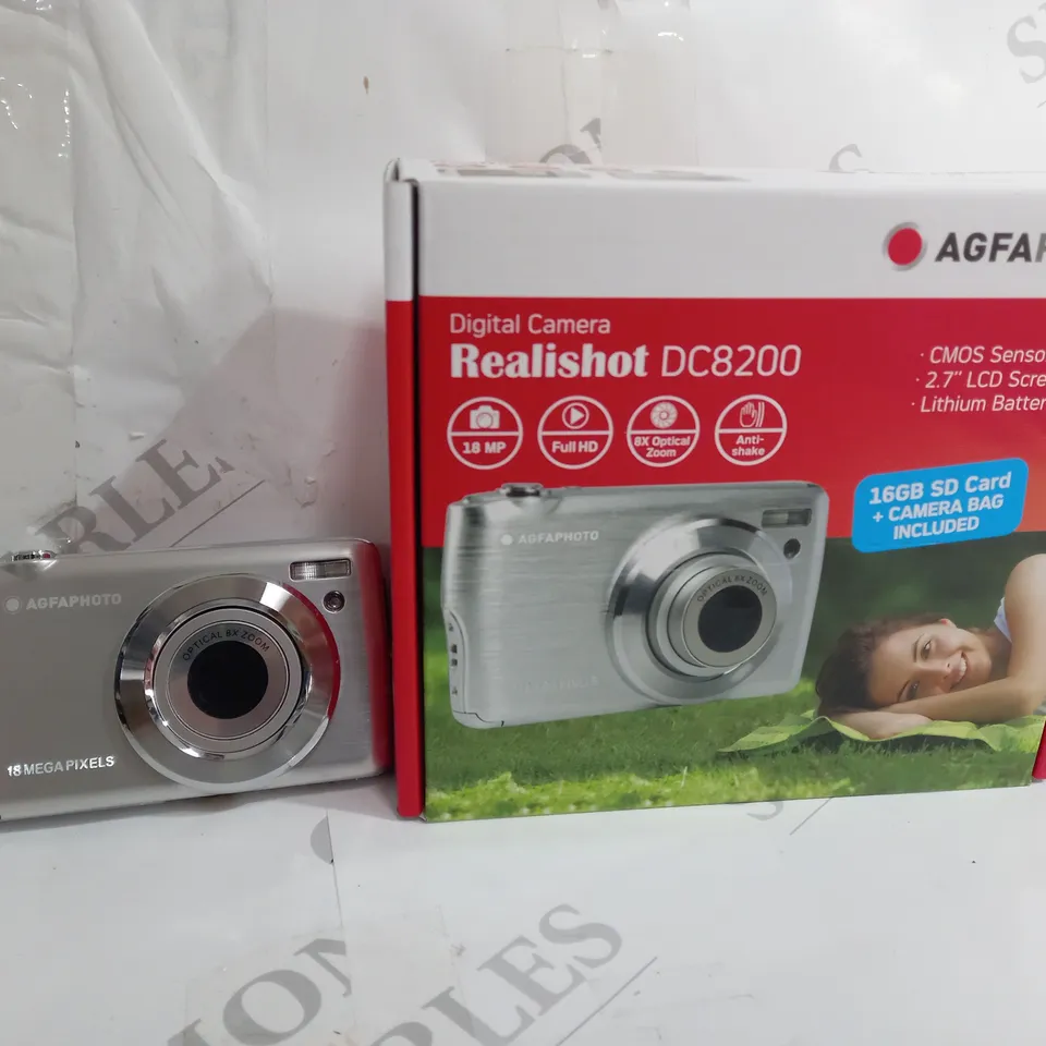 BOXED AGFAPHOTO REALISHOT DC8200 DIGITAL CAMERA 