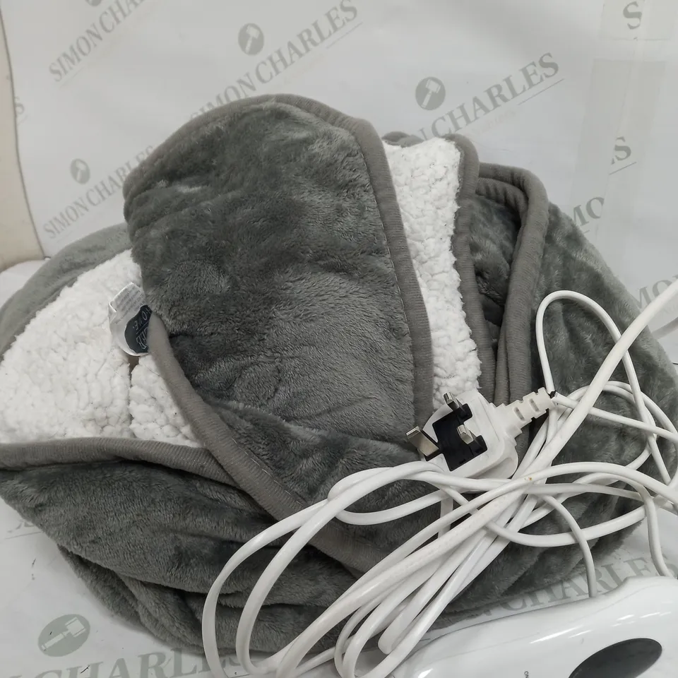 BOXED COZEE HOME OVERSIZED HEATED WRAP IN SILVER/GREY