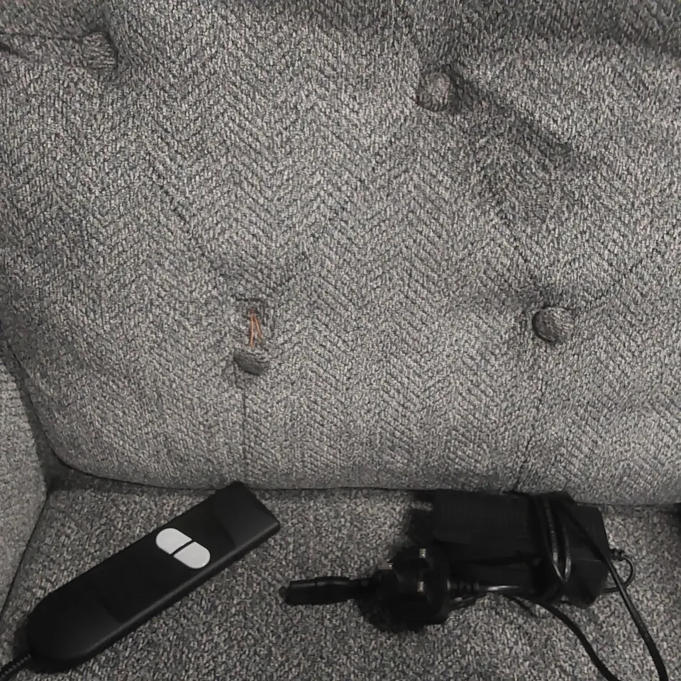 QUALITY DESIGNER FABRIC UPHOLSTERED ELECTRIC RECLINER ARMCHAIR