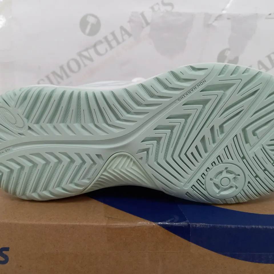 BOXED PAIR OF ASICS WHITE TRAINERS WITH WASHED LIME - UK KIDS 13