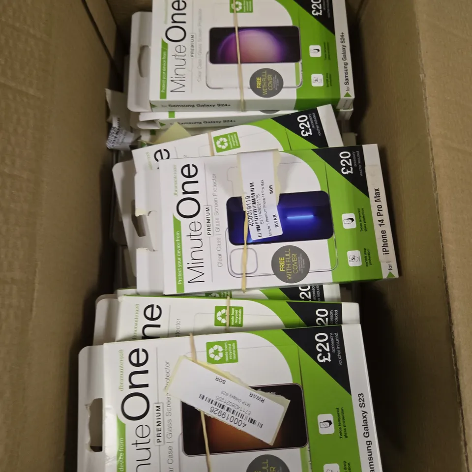 APPROXIMATELY 40 BOXED MINUTE ONE CLEAR CASES FOR VARIOUS SMARTPHONE MODELS 
