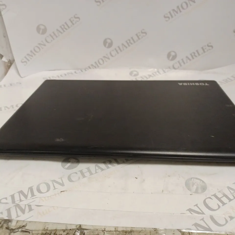 TOSHIBA SATELLITE PRO R50-B-12 LAPTOP