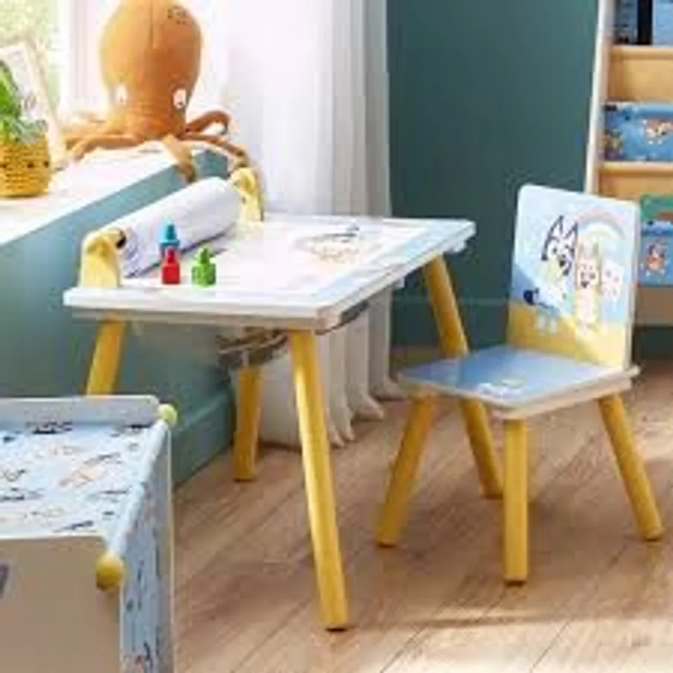 BOXED BLUEY KIDS' BLUEY ACTIVITY TABLE AND CHAIR (1 BOX)