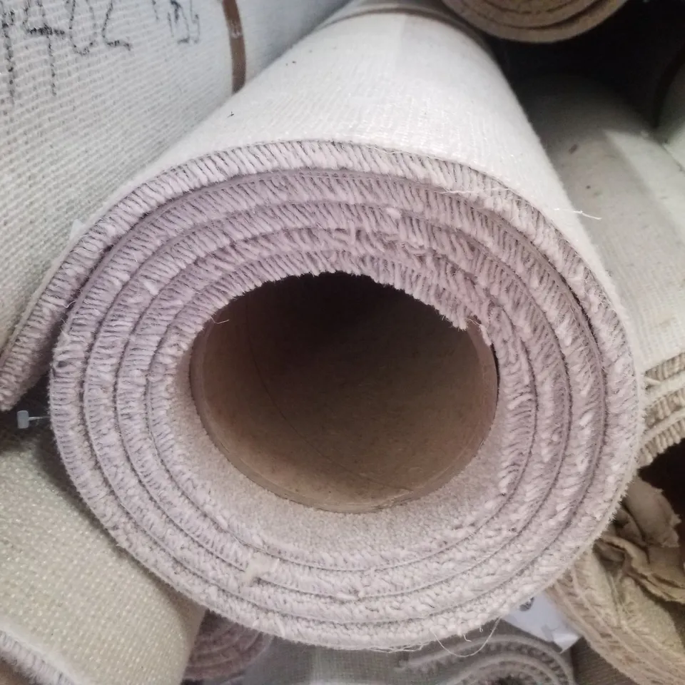 ROLL OF QUALITY 5M ROSEDALE COTE HILL CARPET - 5×2.16M