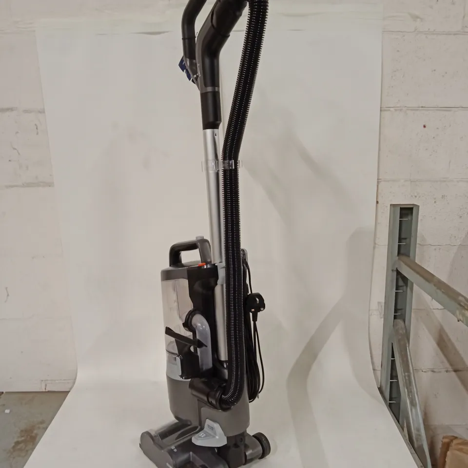 VAX LIFTO UPRIGHT VACUUM CLEANER (MODEL CDFH-LOXS)