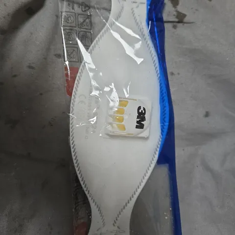 APPROXIMATELY 5 X AURA 3M PROTECTIVE VALVED MASK IN PACKAGING 