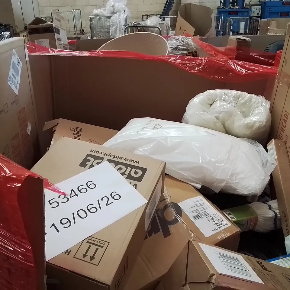 PALLET OF ASSORTED HOUSEHOLD GOODS AND PRODUCTS TO INCLUDE;  BOXED HOUSEHOLD ITEMS ETC