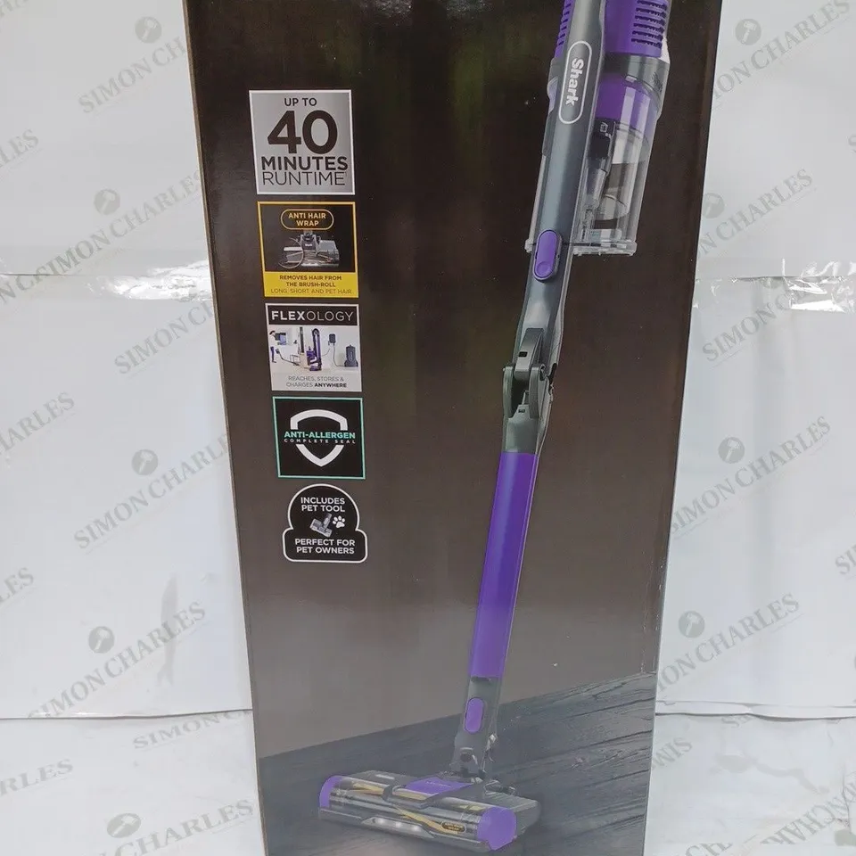 SHARK ANTI HAIR WRAP CORDLESS PET VACUUM CLEANER IZ202UKT