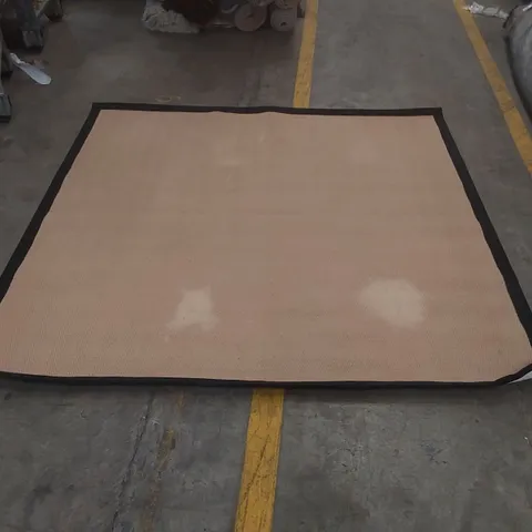 QUALITY DESIGNER AREA RUG - APPROXIMATELY 200 x 200cm