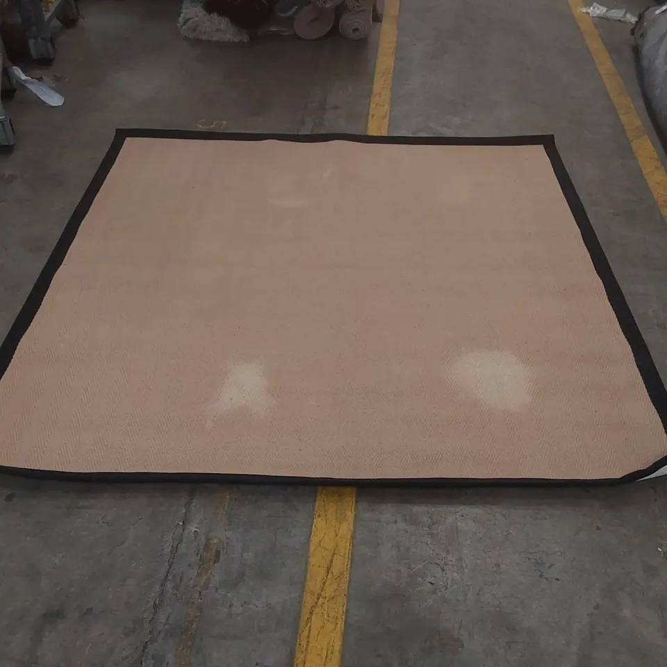 QUALITY DESIGNER AREA RUG - APPROXIMATELY 200 x 200cm