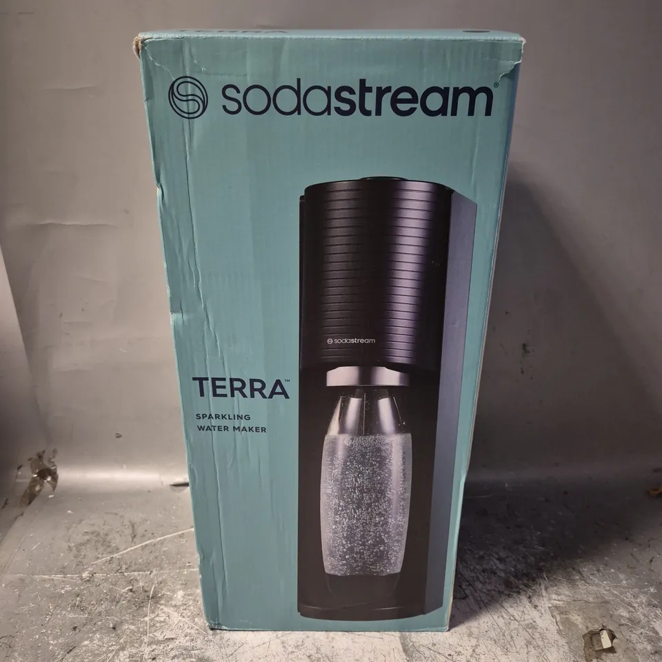 BOXED SODA STREAM TERRA SPARKLING WATER MAKER 