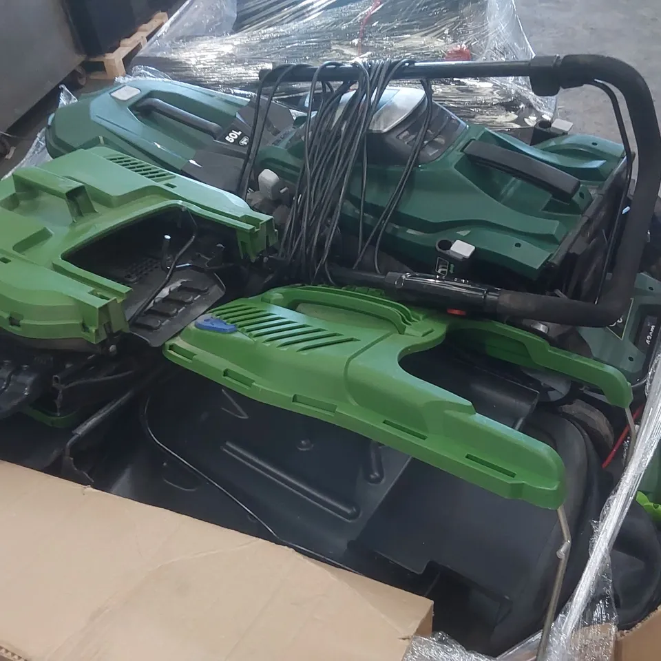 PALLET CONTAINING A VERY LARGE QUANTITY OF ASSORTED ELECTRIC GARDENING TOOLS