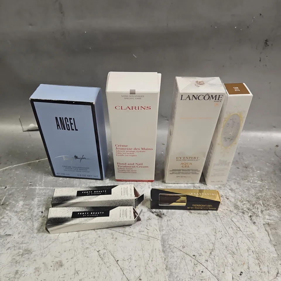 LOT OF 6 ASSORTED COSMETIC PRODUCTS TO INCLUDE - KAT VON D LIQUID TO POWDER FOUNDATION - LANCOME UV EXPERT YOUTH SHIELD AQUA GEL - THIERRY MUGLER ANGEL HAND CREAM - ETC