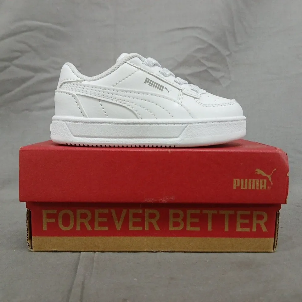 BOXED PAIR OF PUMA CAVEN 2.0 AC INFANT SHOES IN WHITE SIZE UK 4