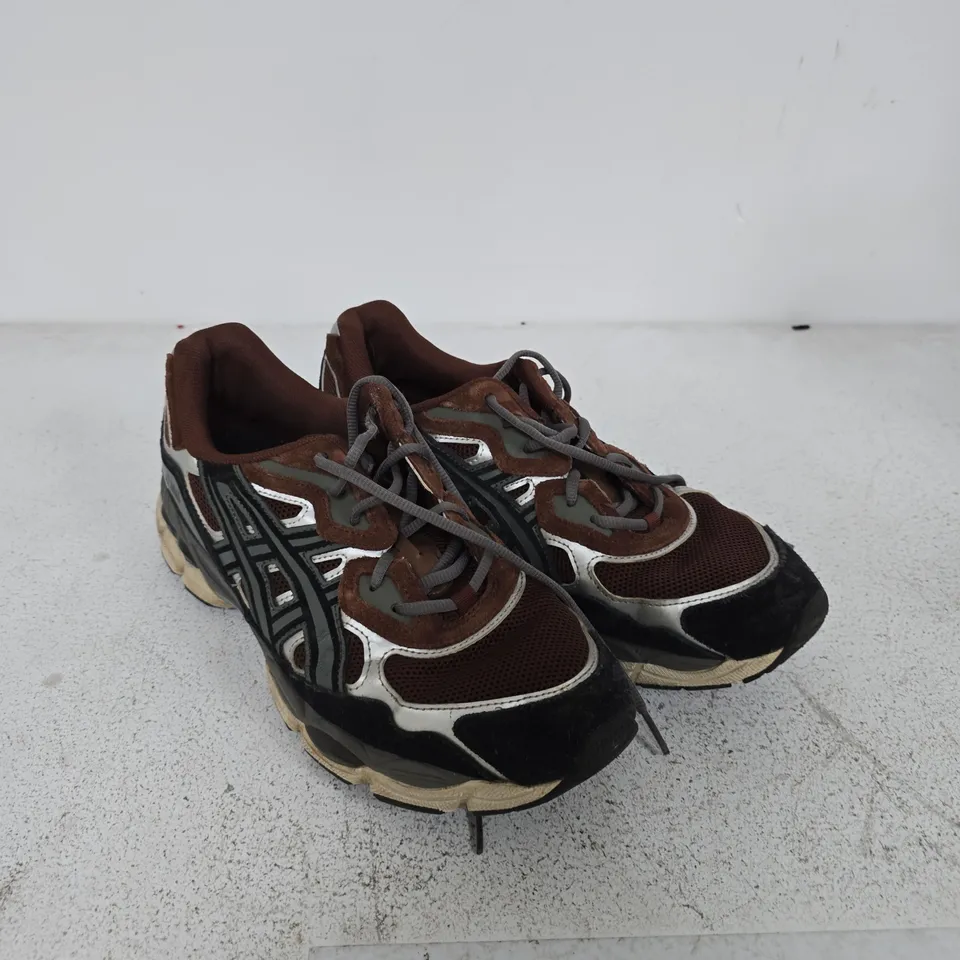 ASICS RUNNING SHOES – MEN'S UK 11