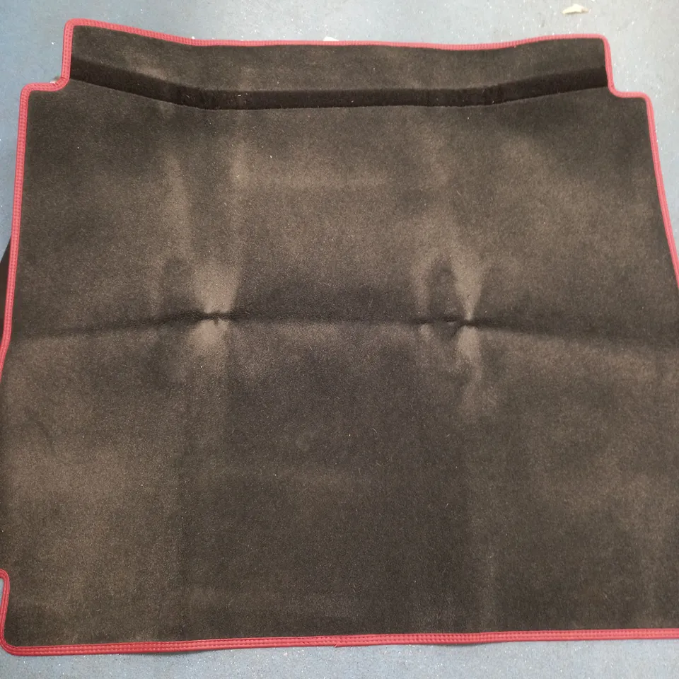 SAFETY MAT