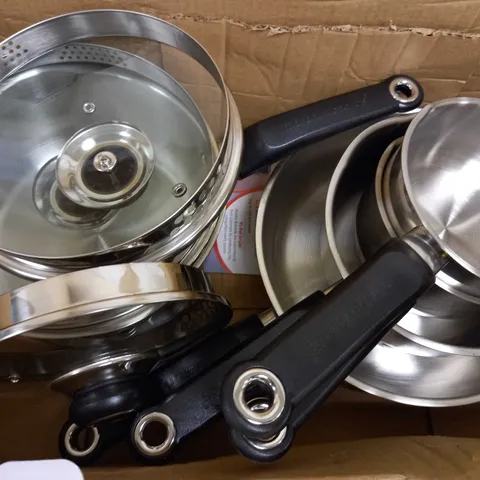 MORPHY RICHARDS EQUIP POUR AND DRAIN PAN SET
