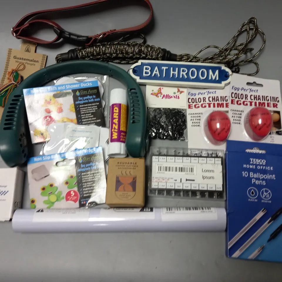 LOT OF ASSORTED HOUSEHOLD ITEMS TO INCLUDE BALLPOINT PENS, EGGTIMERS AND RECIPT ROLLS