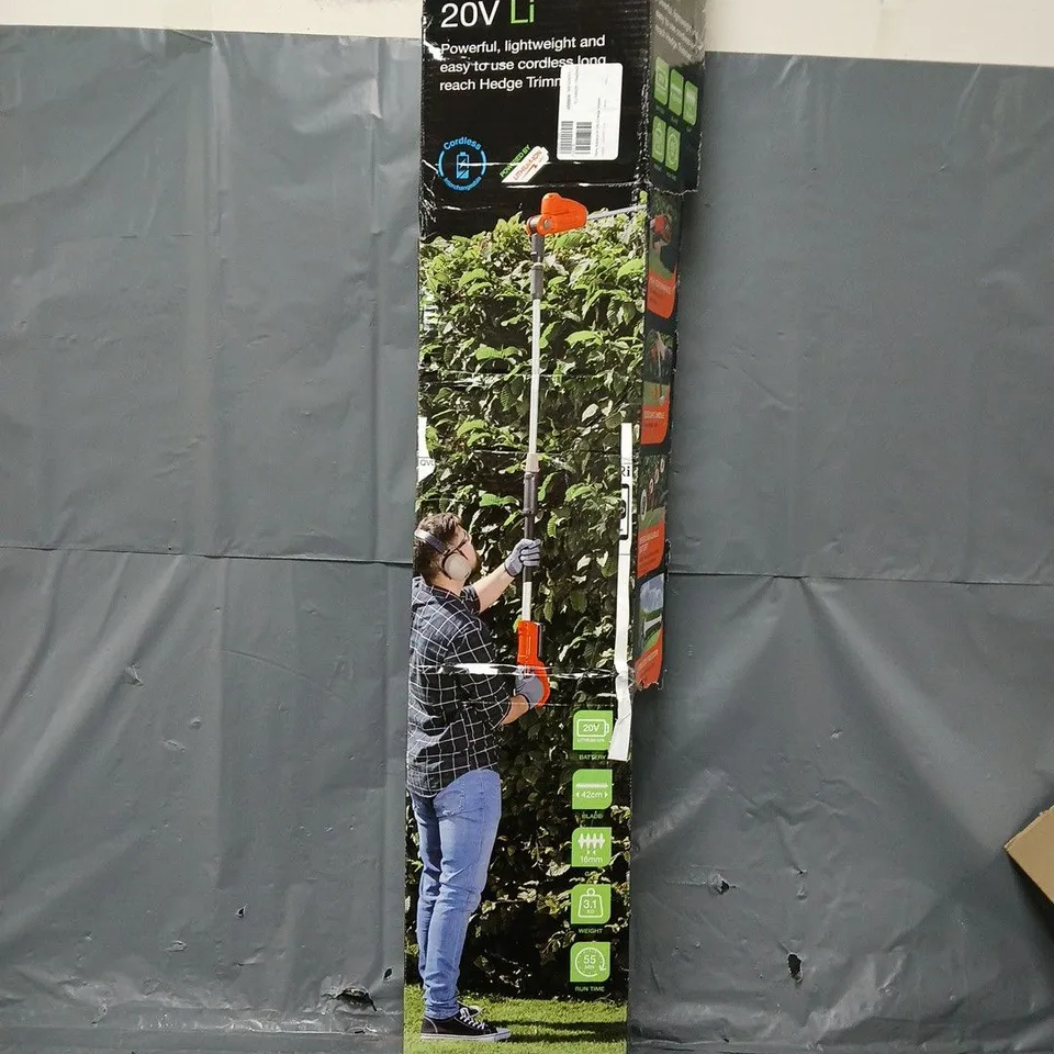 BOXED FLYMO SABRECUT XT 20V LI LONG REACH HEDGE TRIMMER